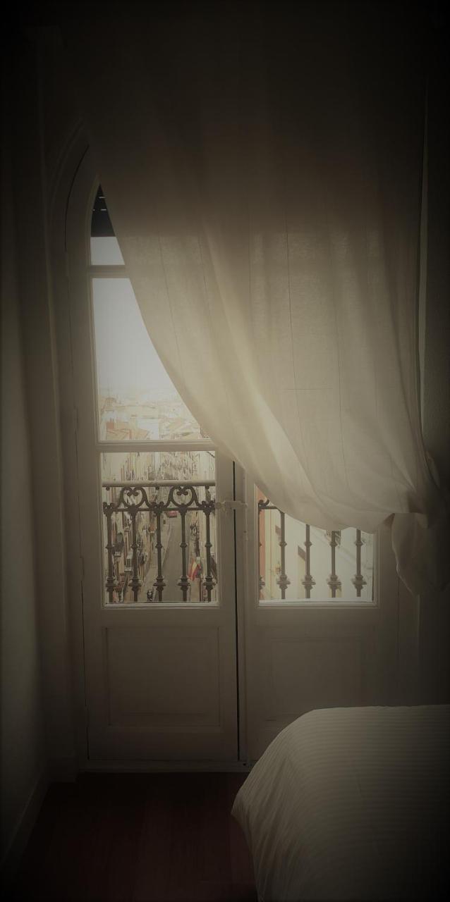 Hostal Santa Isabel มาดริด ภายนอก รูปภาพ